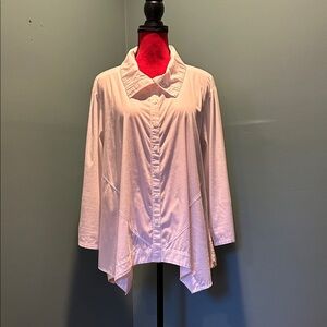 INAE Elegant White Button-Up Women's Top Size Small